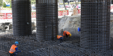 M1 METRO HATTININ VİYADÜKLERİ DEPREME KARŞI GÜÇLENDİRİLİYOR (2)