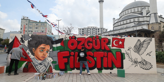 Bağcılar Kitap Fuarı’nda Mavi Kurdele ile Filistin’e Güçlü Destek