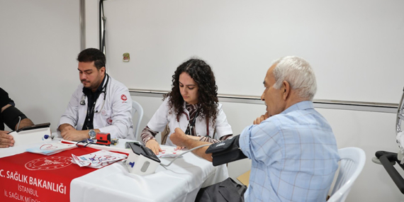 Bağcılar Meydanı’nda Ücretsiz Sağlık Hizmetinde Son Gün