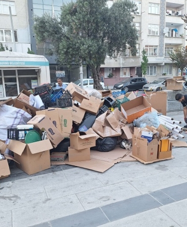 geri dönüşüm kağıt plastik