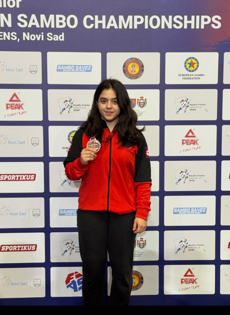 Novi Sad’da Türk Sambo Rüzgarı: Genç Millilerden Avrupa’da Gururlandıran Başarı