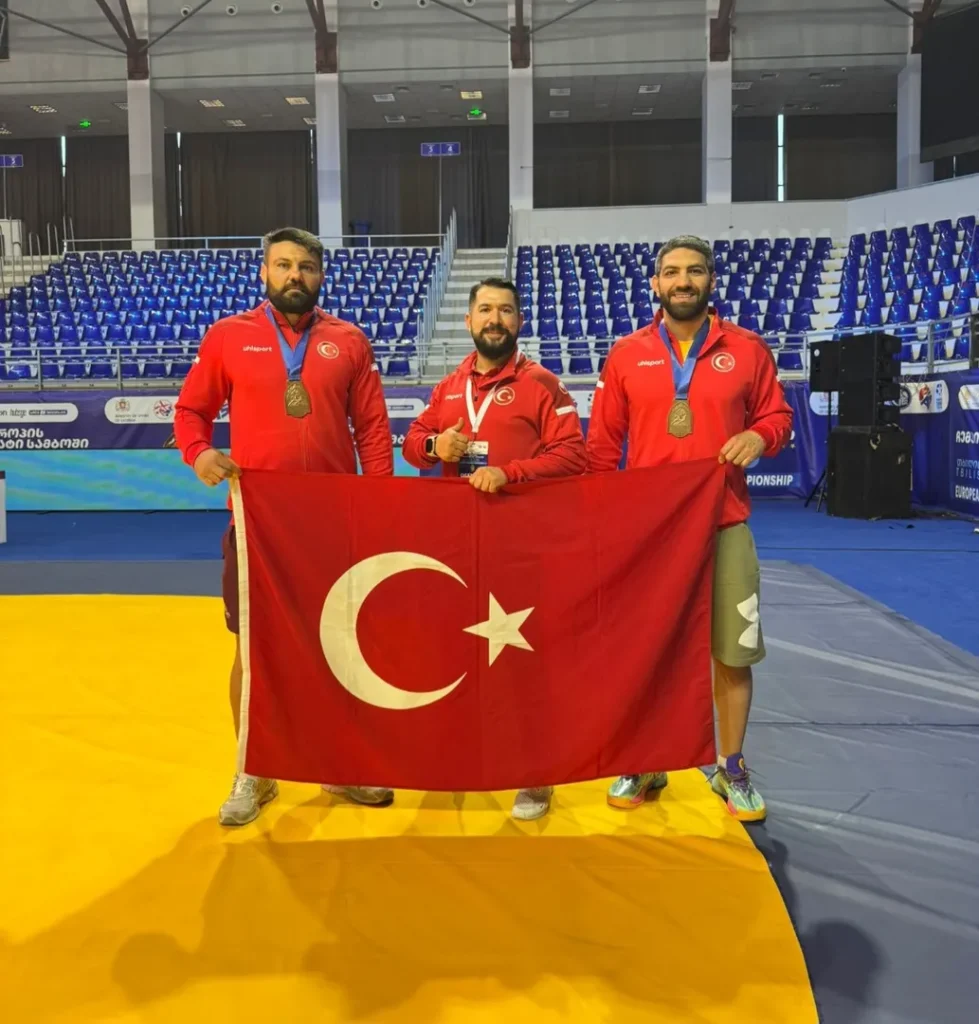 Avrupa Tatamisinde Türk Kardeşliği: Baki ve Burak Şahin’den Bronz Zafer