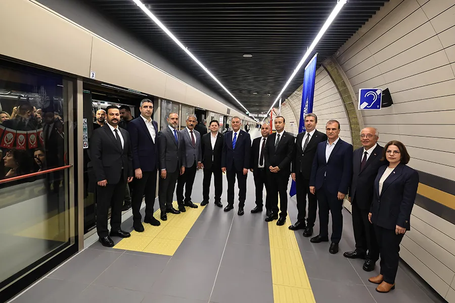 Sultanbeyli Metrosu Açıldı: İstanbullulara 9 Gün Ücretsiz Ulaşım Müjdesi