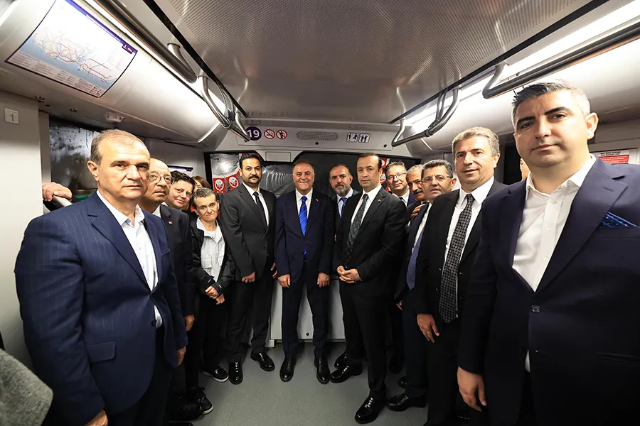 Sultanbeyli Metrosu Açıldı: İstanbullulara 9 Gün Ücretsiz Ulaşım Müjdesi