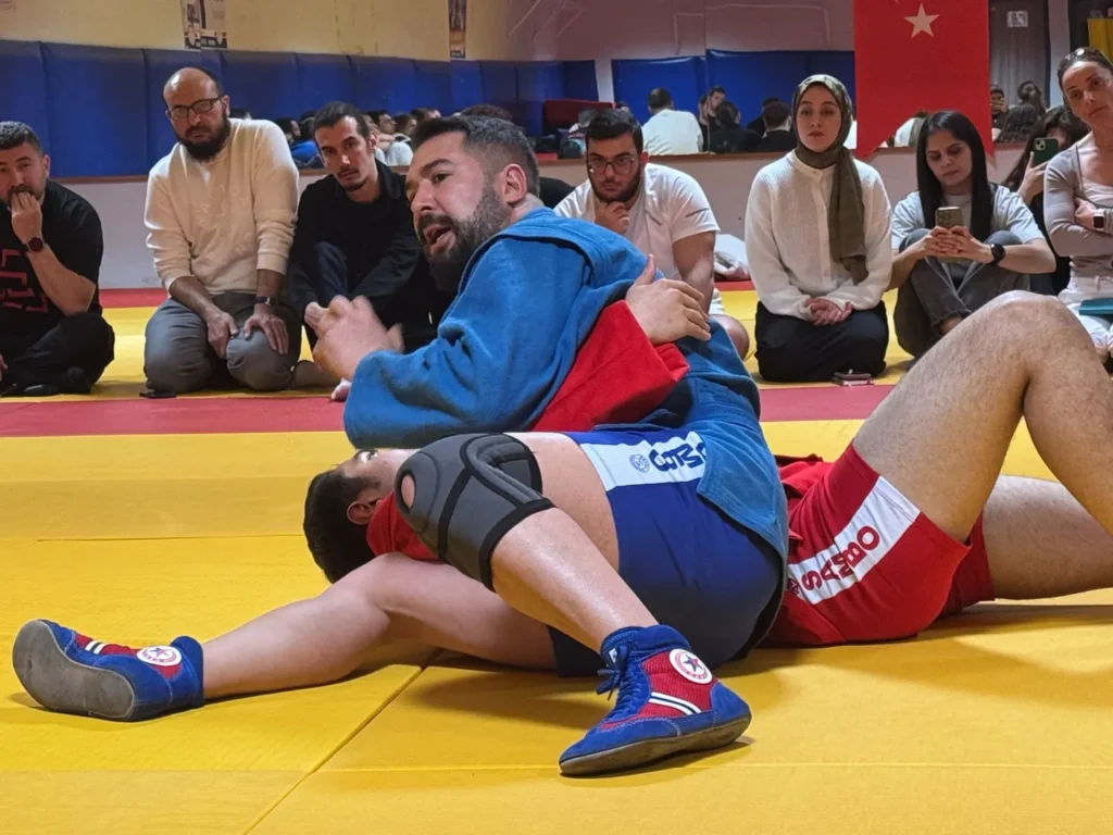 Türkiye'nin İlk Sambo Okulu Geleceğin Şampiyonlarını Yetiştiriyor