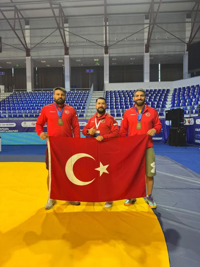 Türkiye'nin İlk Sambo Okulu Geleceğin Şampiyonlarını Yetiştiriyor