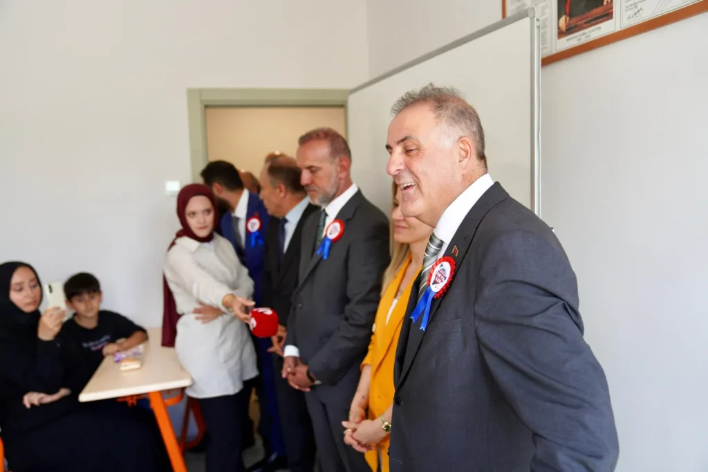 İBB’den Sancaktepe’ye Çifte Hizmet: 21’inci Kent Lokantası ve İstihdam Ofisi Açıldı