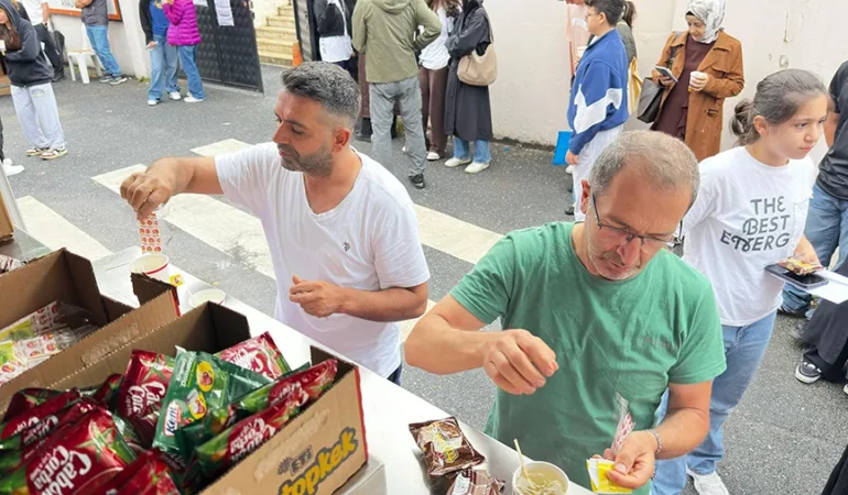 LGS Sabahında İBB’den Öğrenci ve Velilere Destek