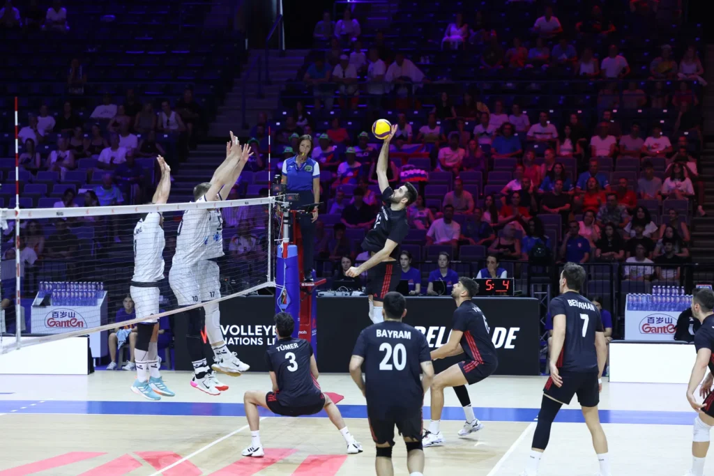 Filenin Efeleri, Slovenya'ya Takıldı; VNL Finalleri İçin Umut İran Maçına Kaldı