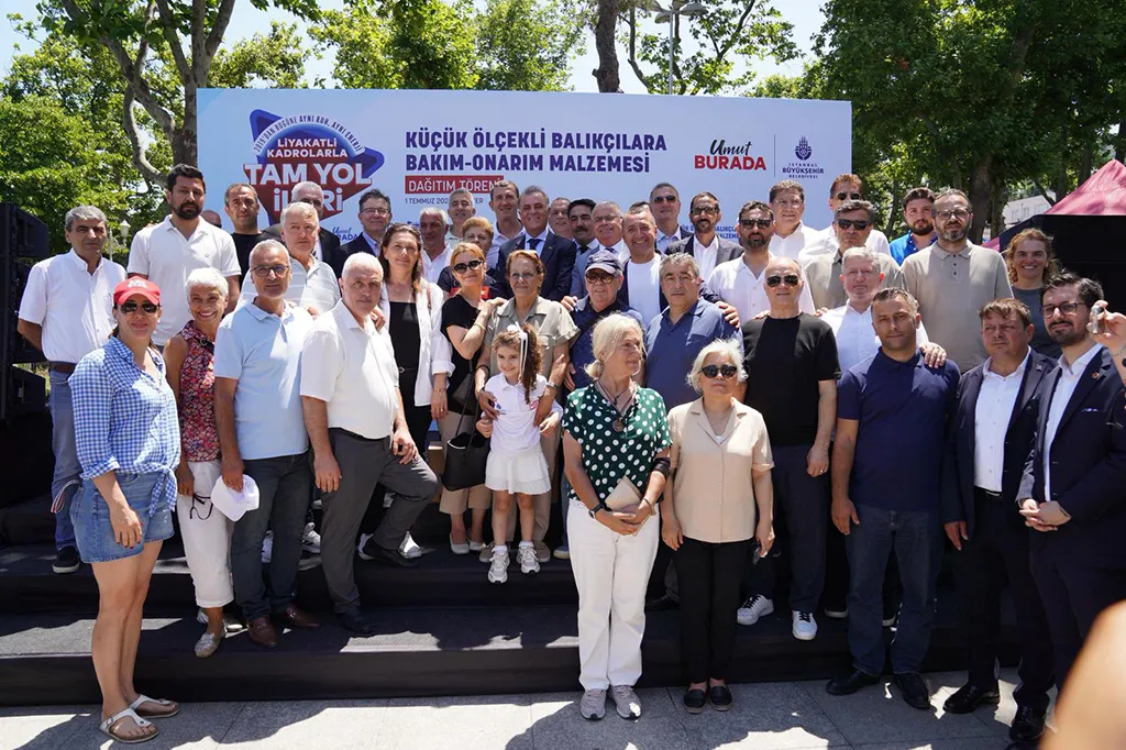 İBB'den Küçük Ölçekli Balıkçılara Malzeme Desteği