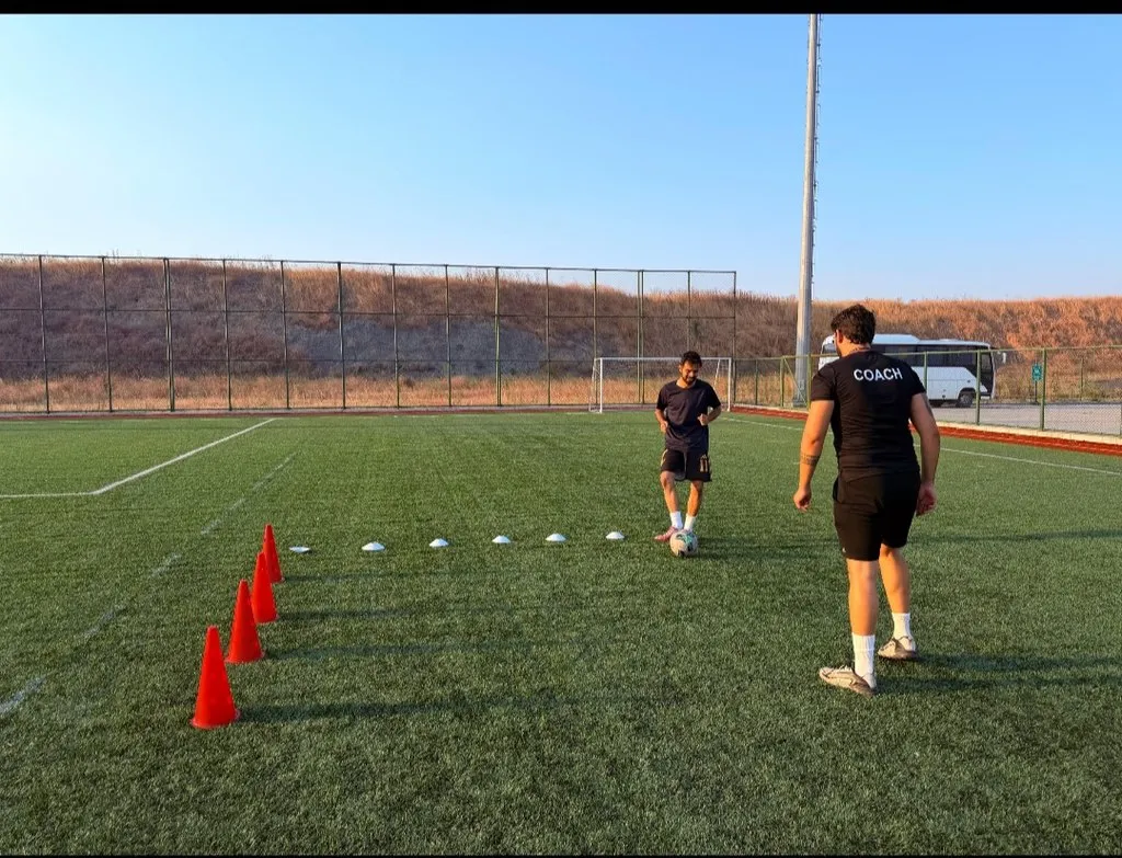 EFA Academy’nin Kurucusu Eray Emiroğlu: “Önemli Olan Hızlı Değil, Doğru Büyümek”
