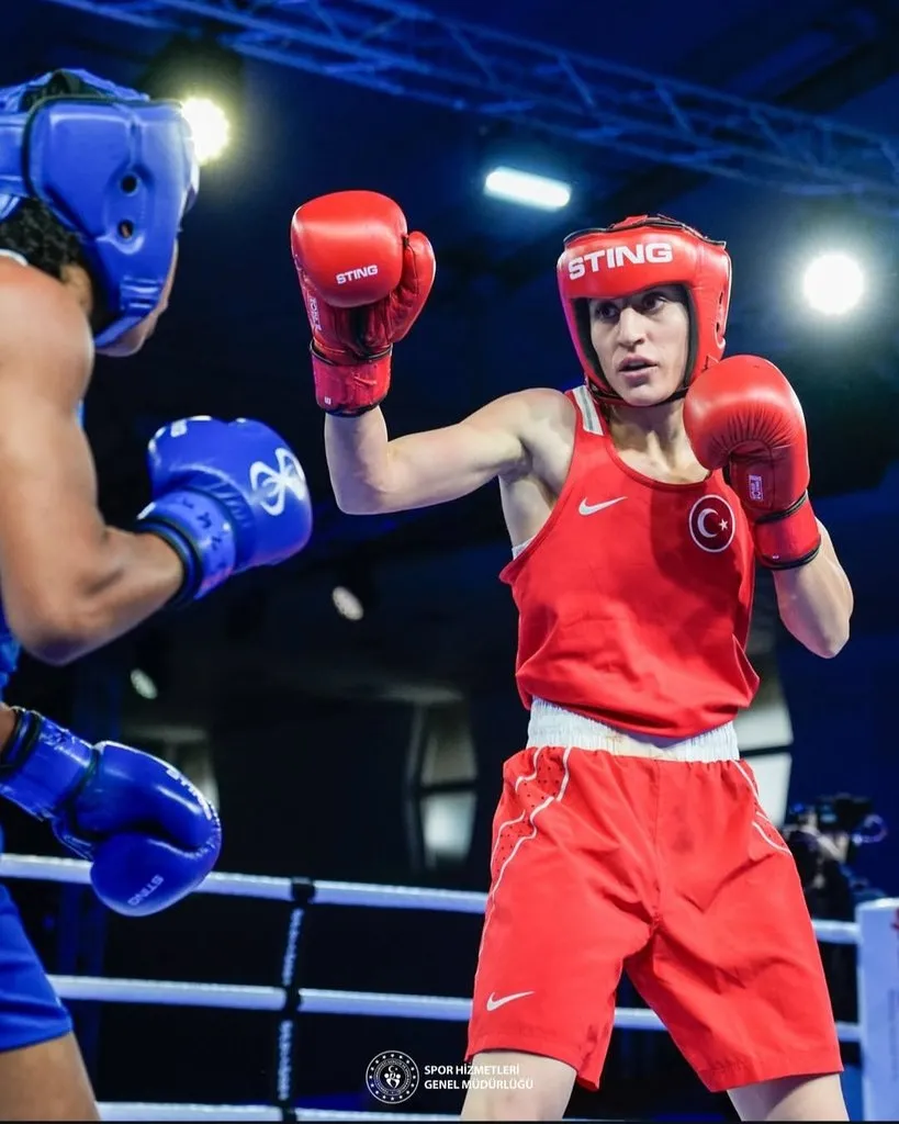 Avrupa ringinde iki milli gurur: Gizem Özer ve Semih Gümüş'ten bronz madalya