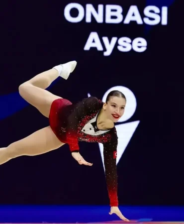 Ayşe Begüm Onbaşı Dünya Şampiyonluğu İçin Sahne Alacak