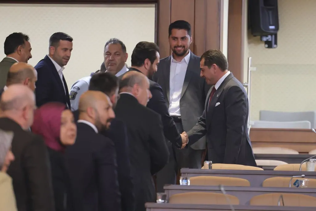 İBB Meclisi’nde Eray Arda Şoku! CHP Grubundan İstifa Edip Bağımsız Oldu
